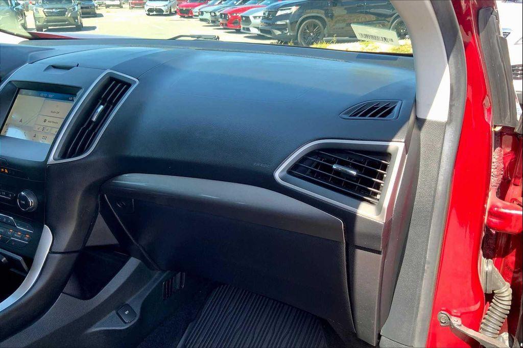 used 2019 Ford Edge car, priced at $15,900