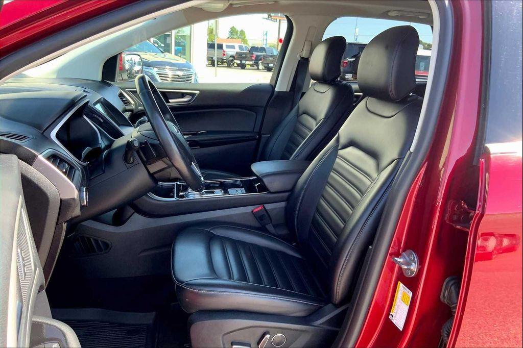 used 2019 Ford Edge car, priced at $15,900