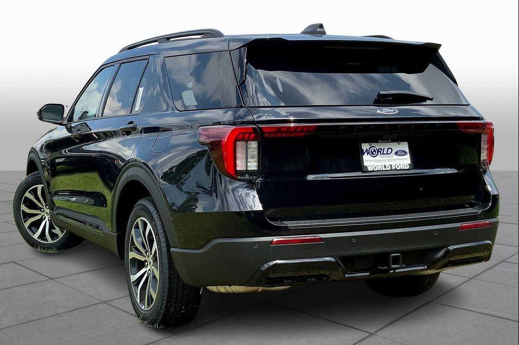 new 2025 Ford Explorer car, priced at $45,621
