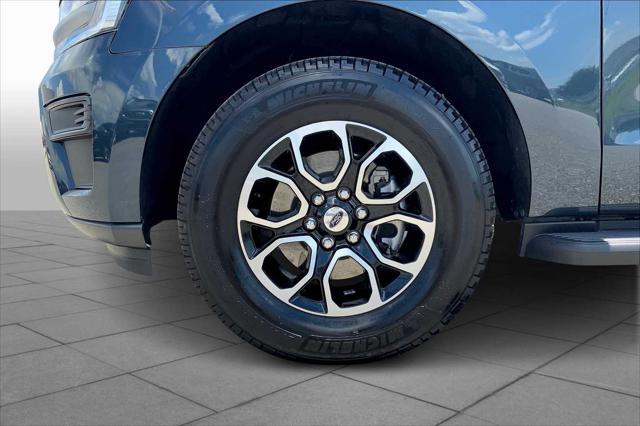 used 2024 Ford Expedition car, priced at $53,589