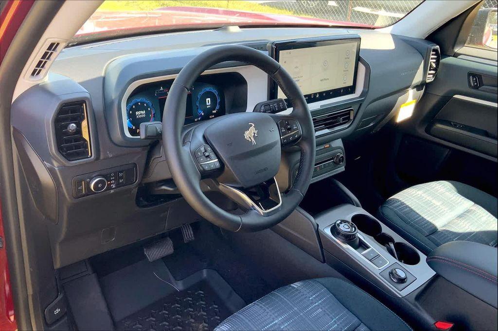 new 2025 Ford Bronco Sport car, priced at $33,670