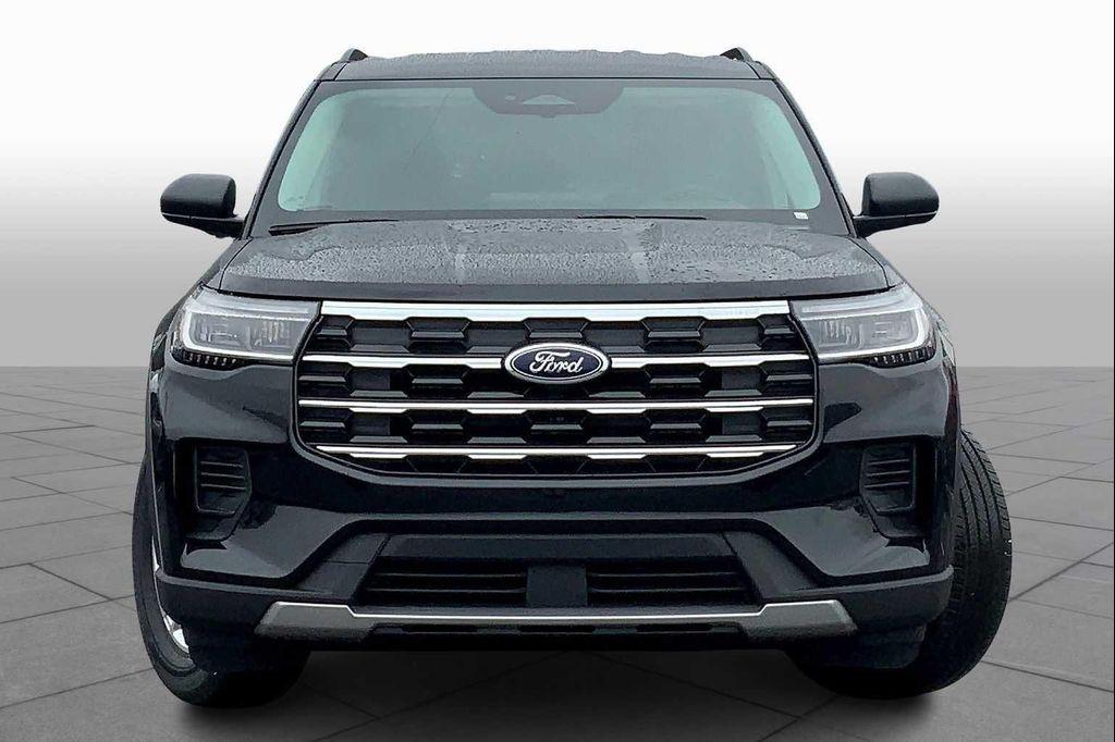 new 2025 Ford Explorer car, priced at $40,029