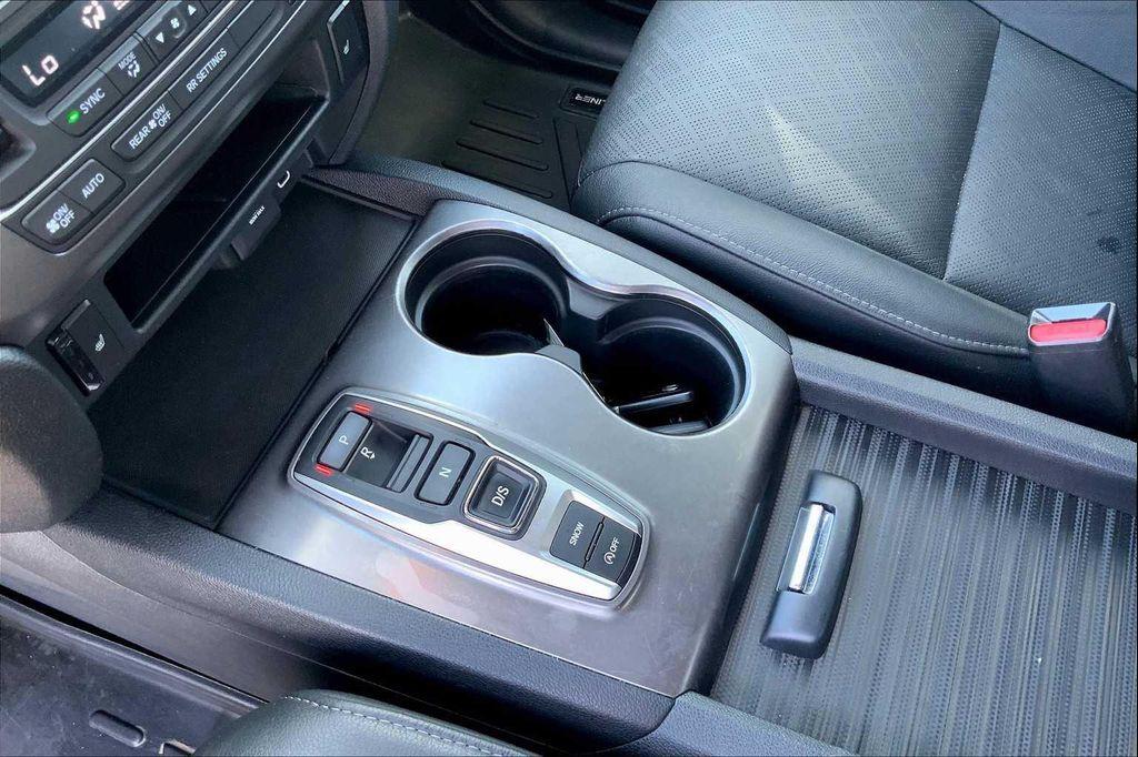 used 2021 Honda Passport car, priced at $23,374