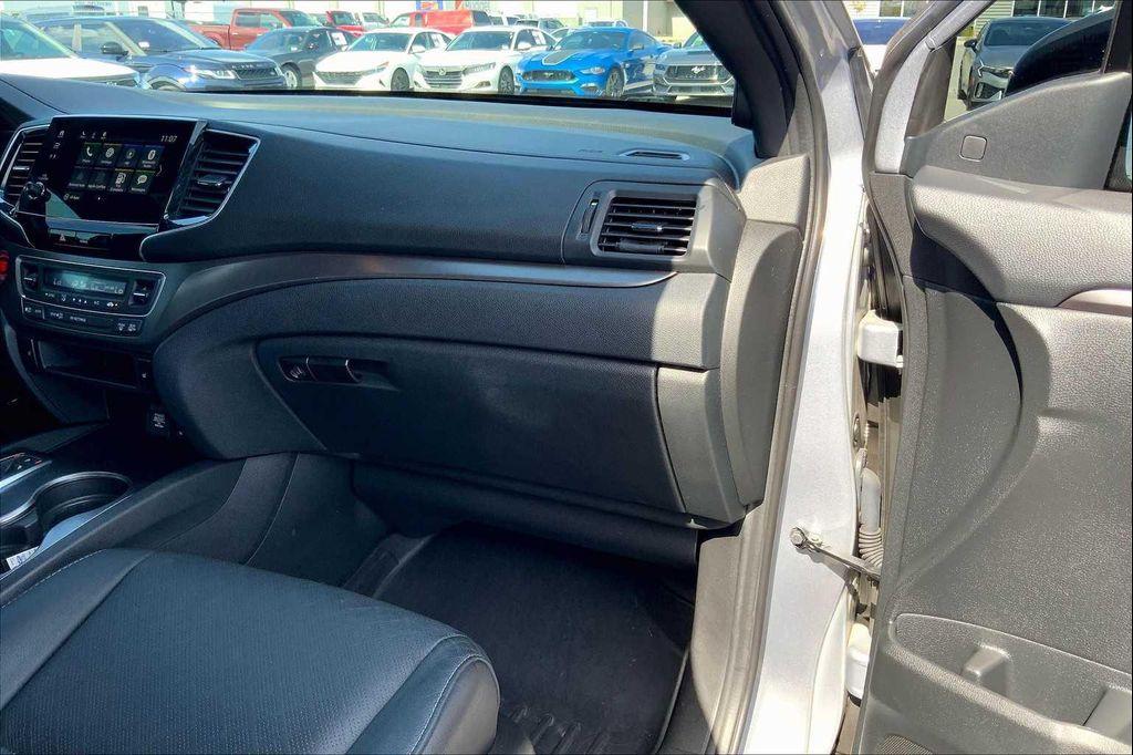 used 2021 Honda Passport car, priced at $23,374