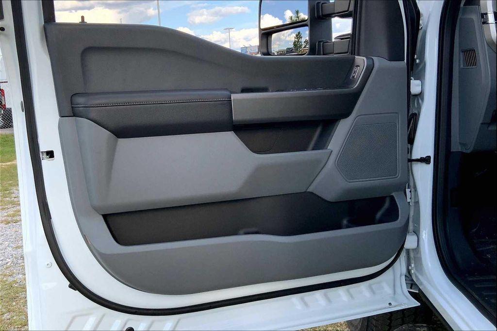 new 2026 Ford F-250 car, priced at $61,909