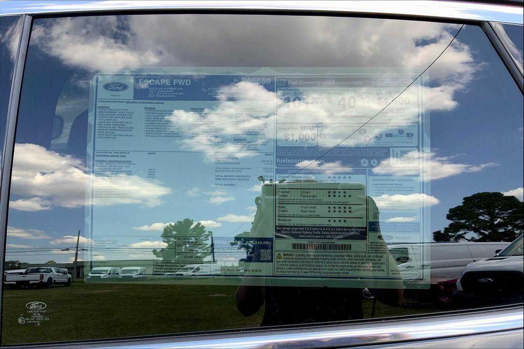 new 2025 Ford Escape PHEV car, priced at $41,559