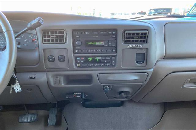 used 2002 Ford Excursion car, priced at $7,500