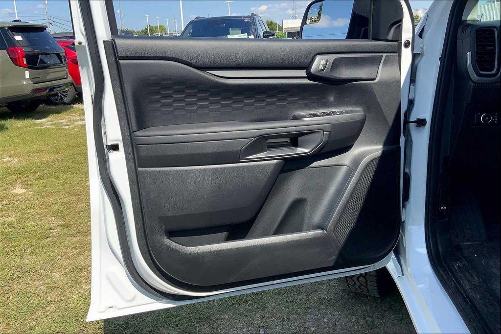 new 2025 Ford Ranger car, priced at $34,587