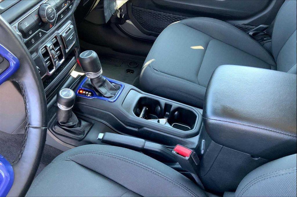 used 2021 Jeep Gladiator car, priced at $32,059