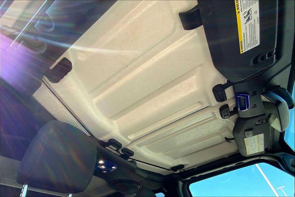 used 2021 Jeep Gladiator car, priced at $32,059