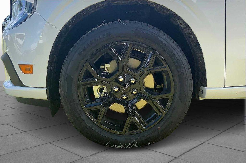 new 2025 Ford Maverick car, priced at $41,453