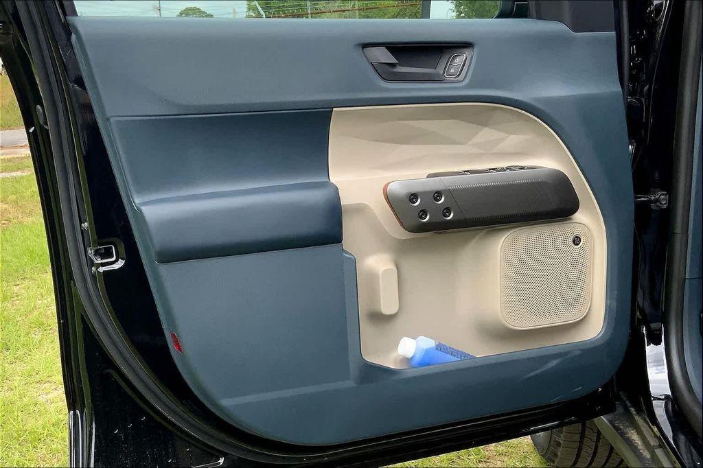 new 2025 Ford Maverick car, priced at $38,006