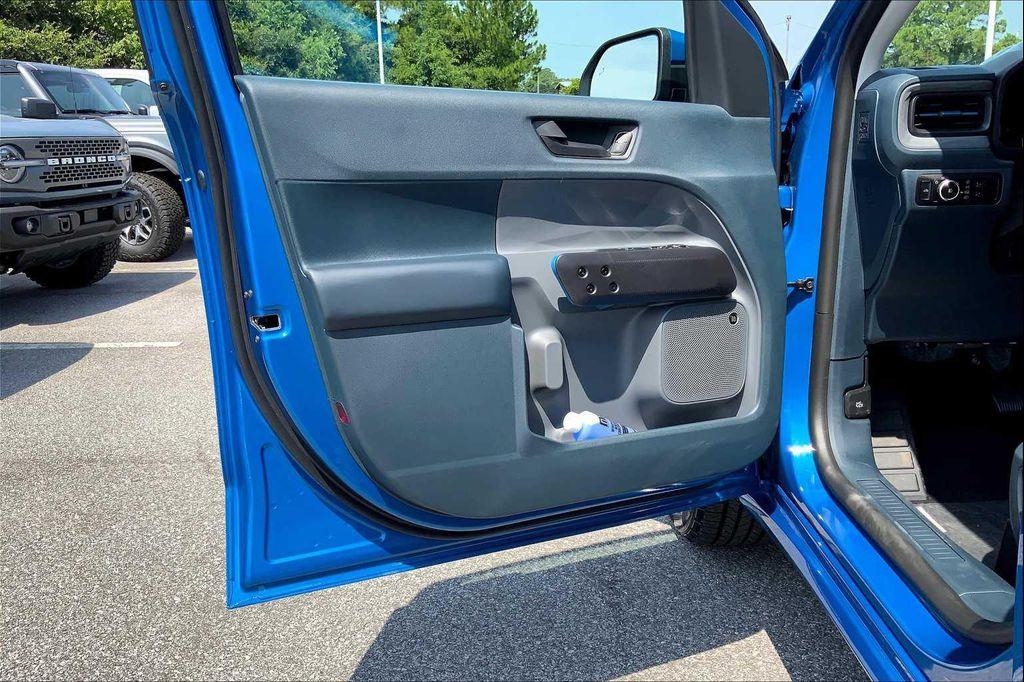 new 2025 Ford Maverick car, priced at $40,525