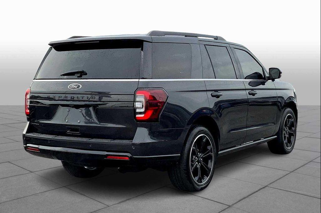 used 2022 Ford Expedition car, priced at $55,400