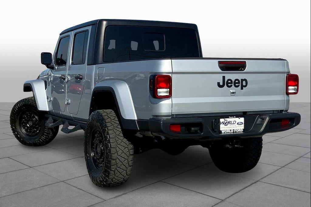 used 2022 Jeep Gladiator car, priced at $37,589