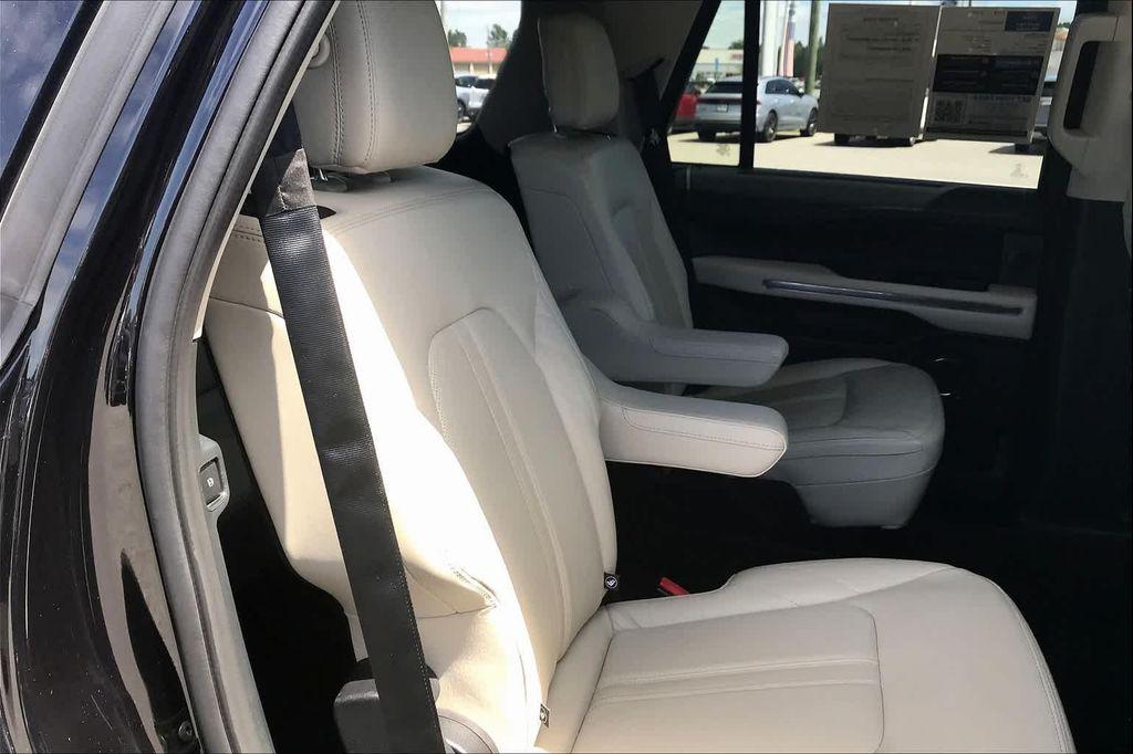 used 2019 Ford Expedition car, priced at $29,200