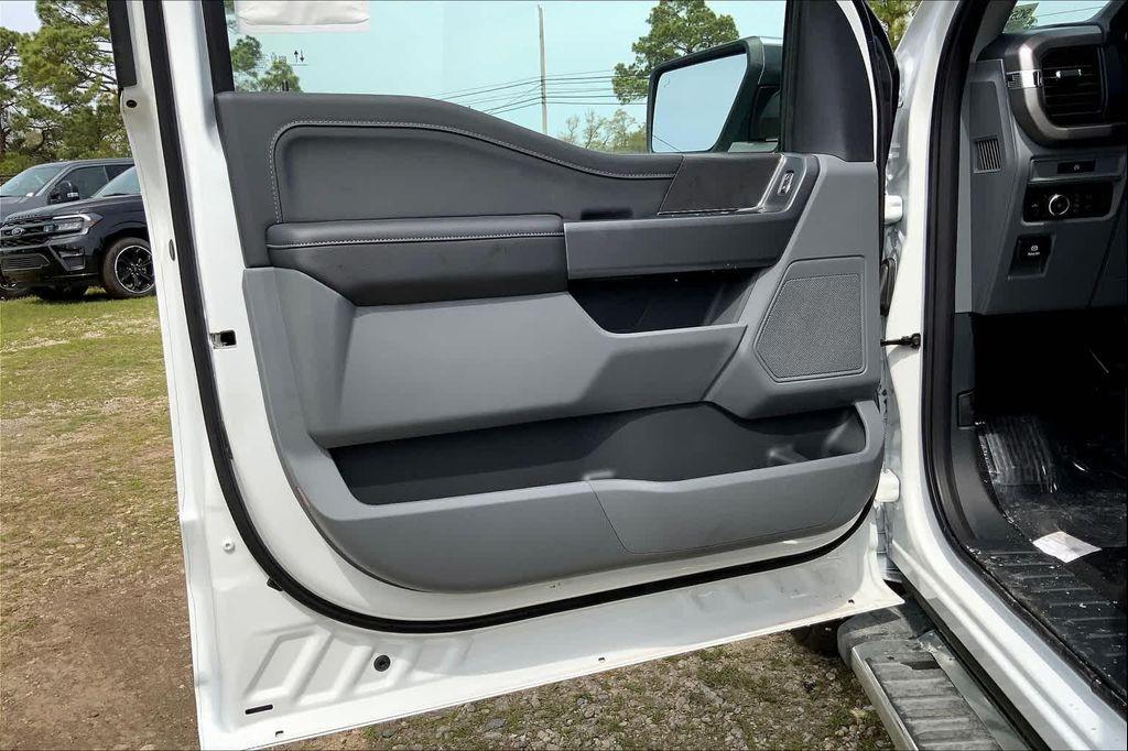 new 2025 Ford F-150 car, priced at $54,462