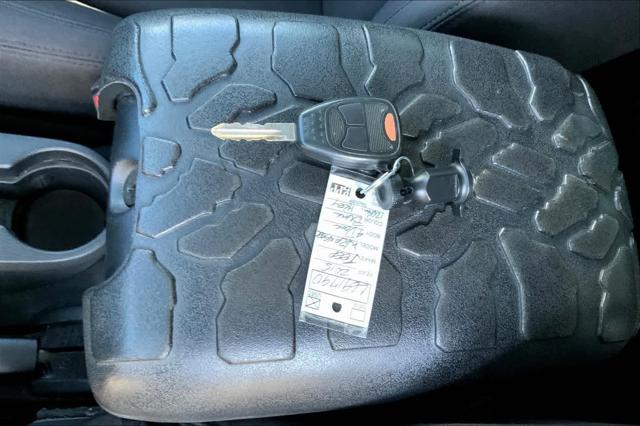 used 2015 Jeep Wrangler Unlimited car, priced at $18,589