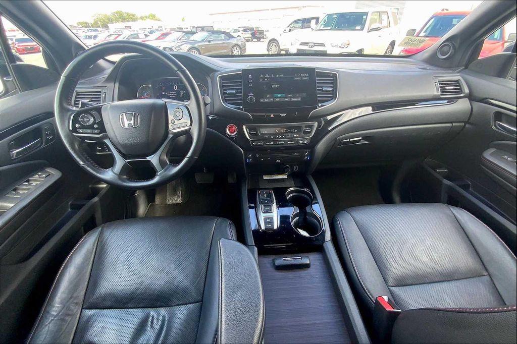 used 2022 Honda Pilot car, priced at $30,989