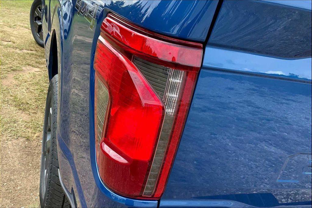 new 2025 Ford F-150 car, priced at $47,394