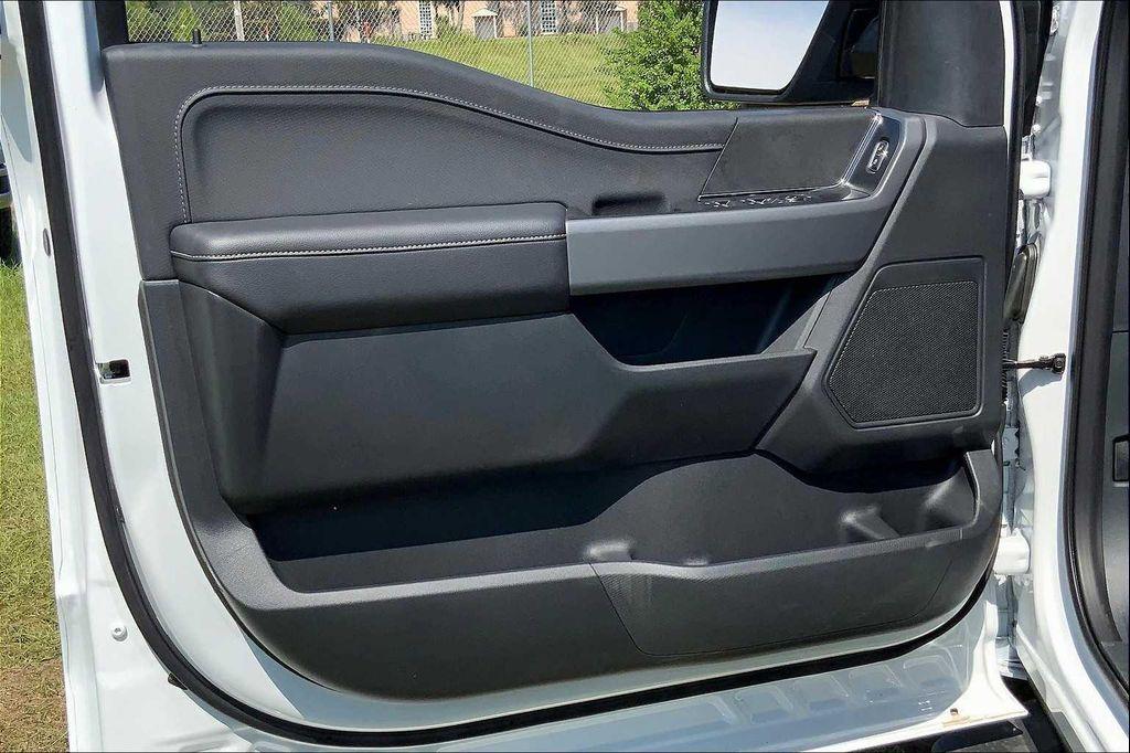 new 2025 Ford F-150 car, priced at $59,104