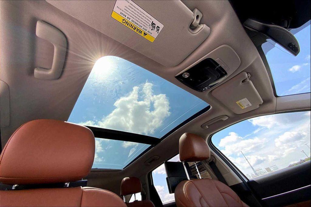 used 2022 Kia Sorento car, priced at $27,700
