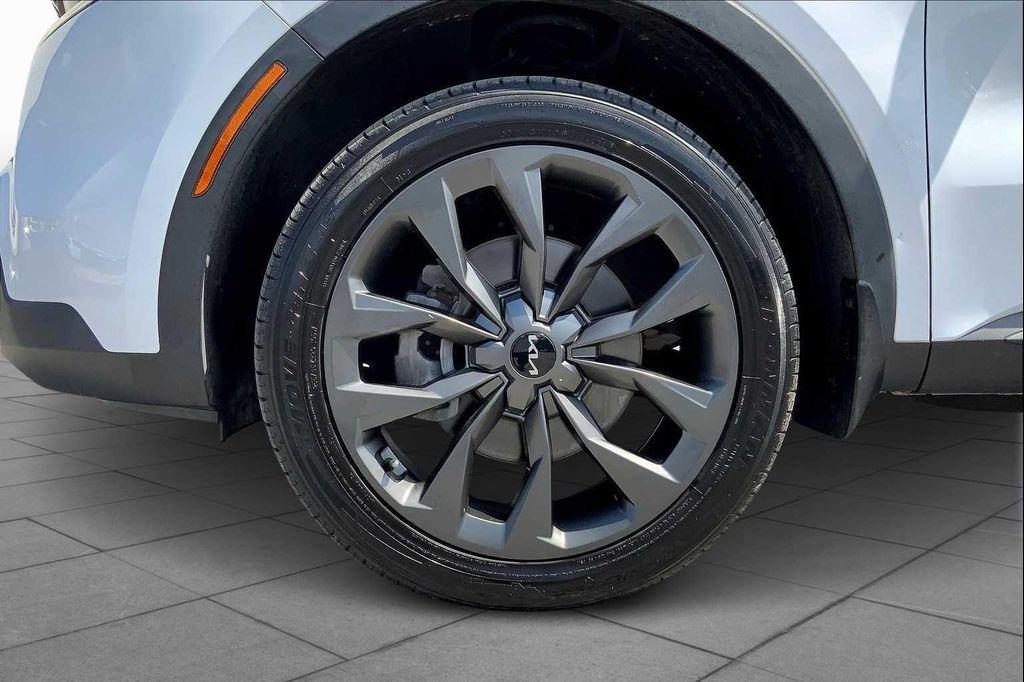 used 2022 Kia Sorento car, priced at $27,700