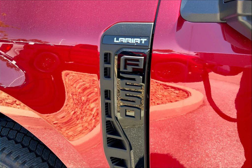 new 2025 Ford F-250 car, priced at $84,958
