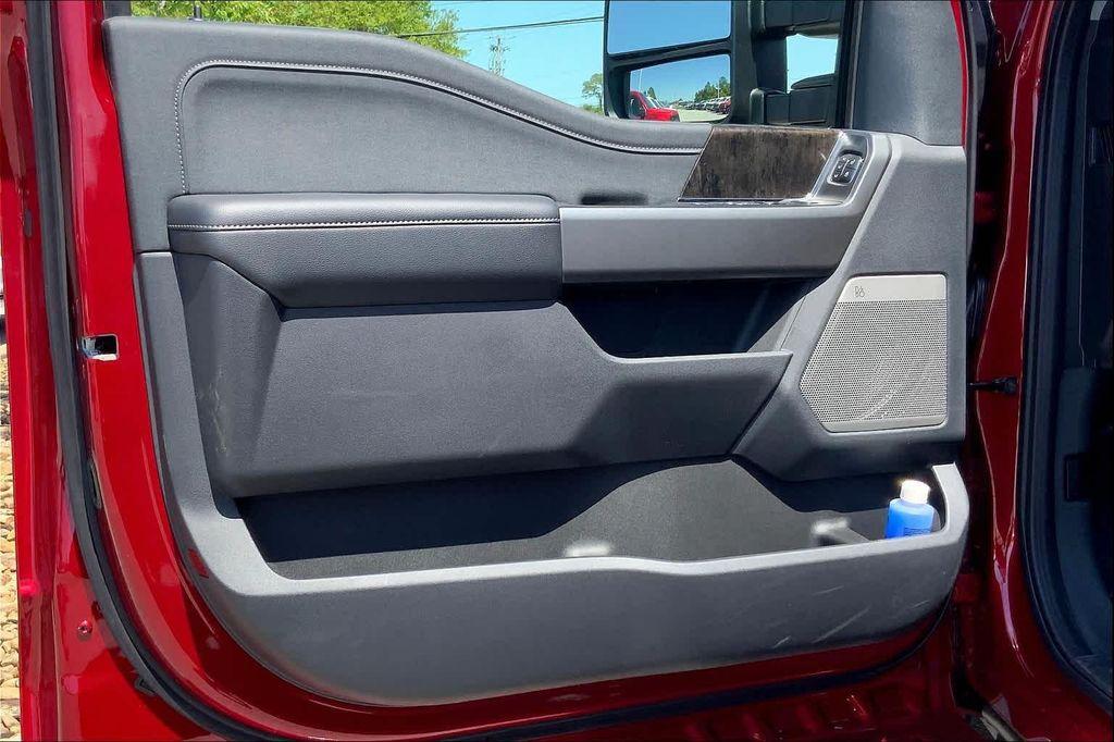 new 2025 Ford F-250 car, priced at $84,958