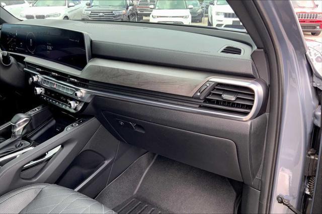 used 2024 Kia Telluride car, priced at $45,900