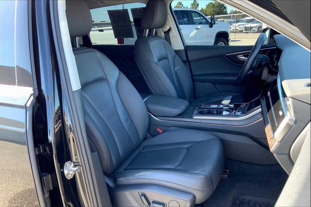 used 2022 Audi Q7 car, priced at $24,500