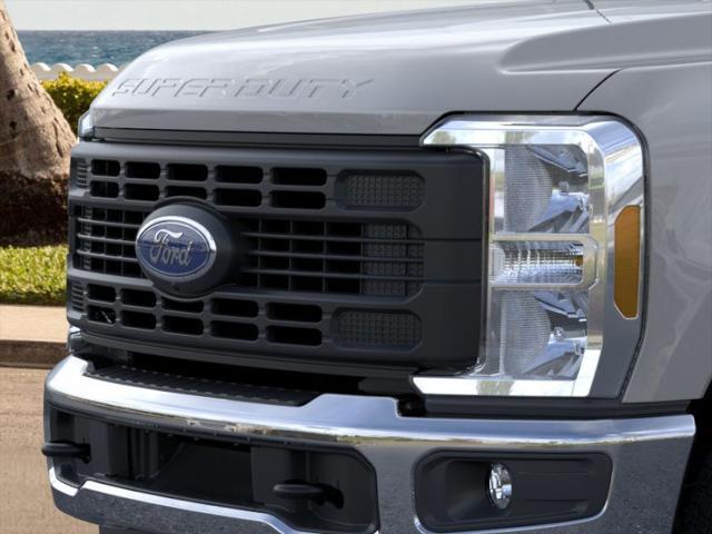 new 2025 Ford F-350 car, priced at $72,400