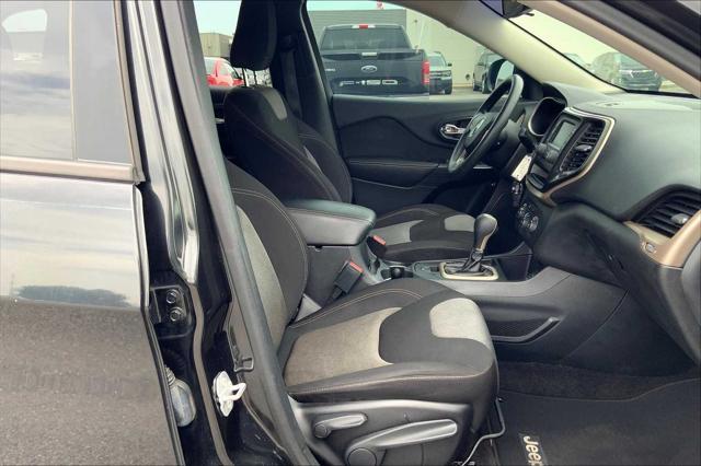 used 2016 Jeep Cherokee car, priced at $8,900