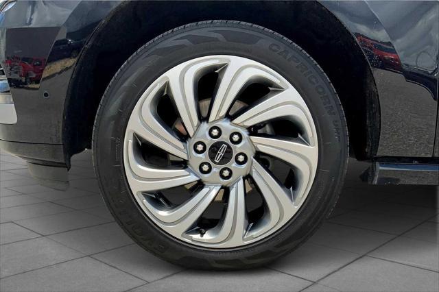 used 2022 Lincoln Navigator car, priced at $53,500