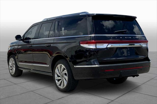 used 2022 Lincoln Navigator car, priced at $53,500