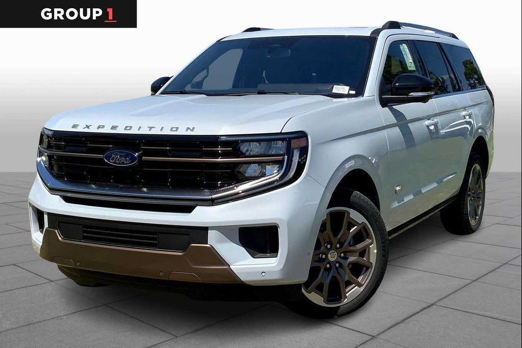 new 2025 Ford Expedition car, priced at $89,115