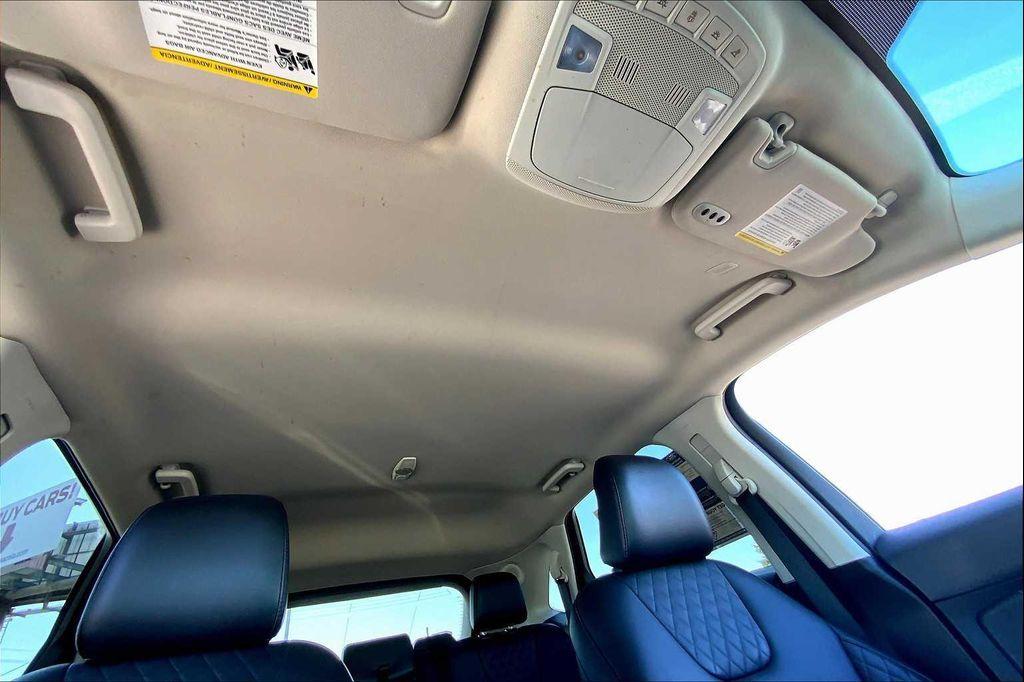 used 2024 Ford Edge car, priced at $26,900