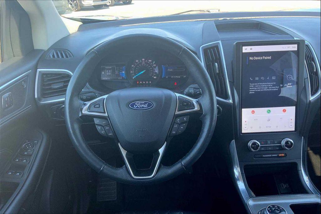 used 2024 Ford Edge car, priced at $26,900