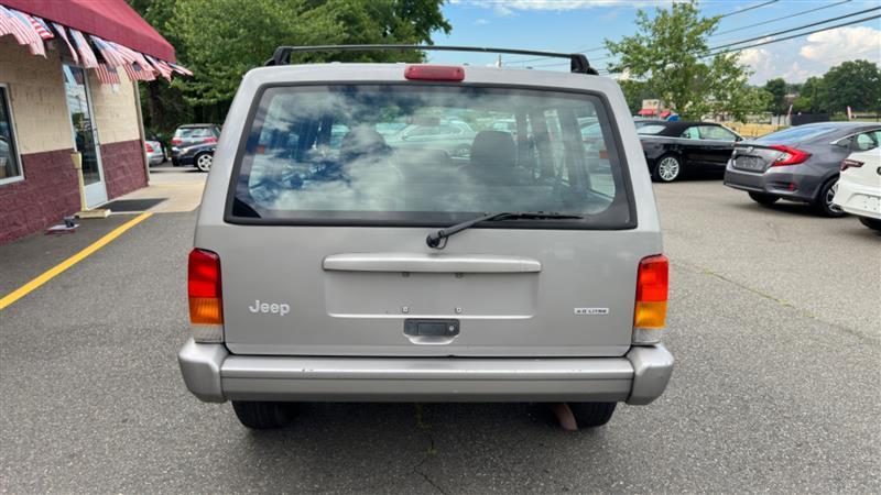 used 2000 Jeep Cherokee car, priced at $12,995