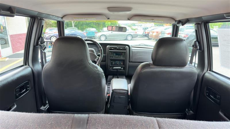 used 2000 Jeep Cherokee car, priced at $12,995