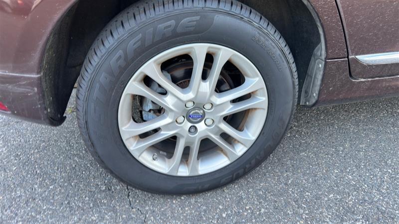 used 2015 Volvo XC60 car, priced at $11,995