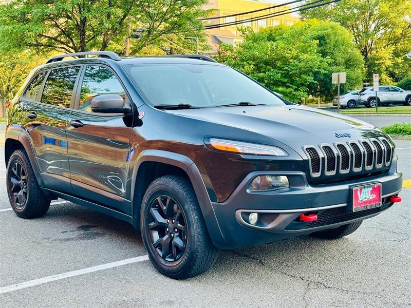 used 2017 Jeep Cherokee car, priced at $14,595