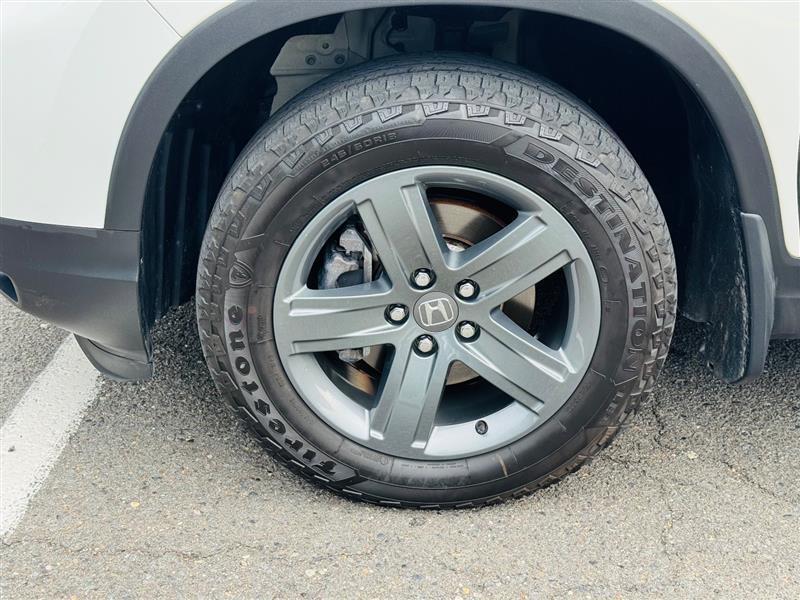 used 2023 Honda Ridgeline car, priced at $34,995