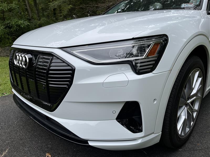 used 2021 Audi e-tron car, priced at $42,995