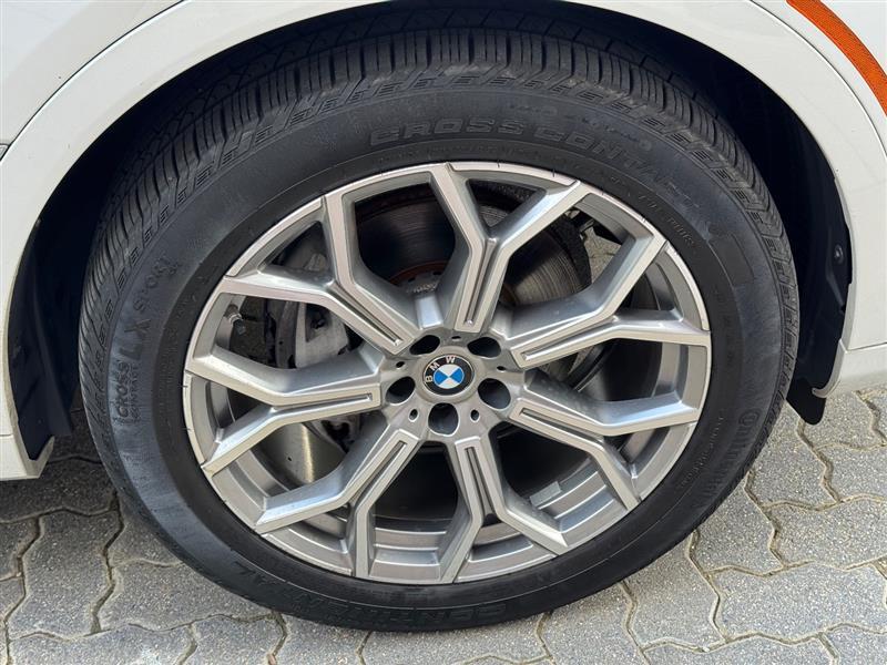 used 2020 BMW X7 car
