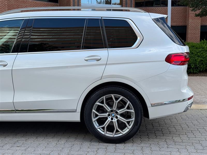 used 2020 BMW X7 car