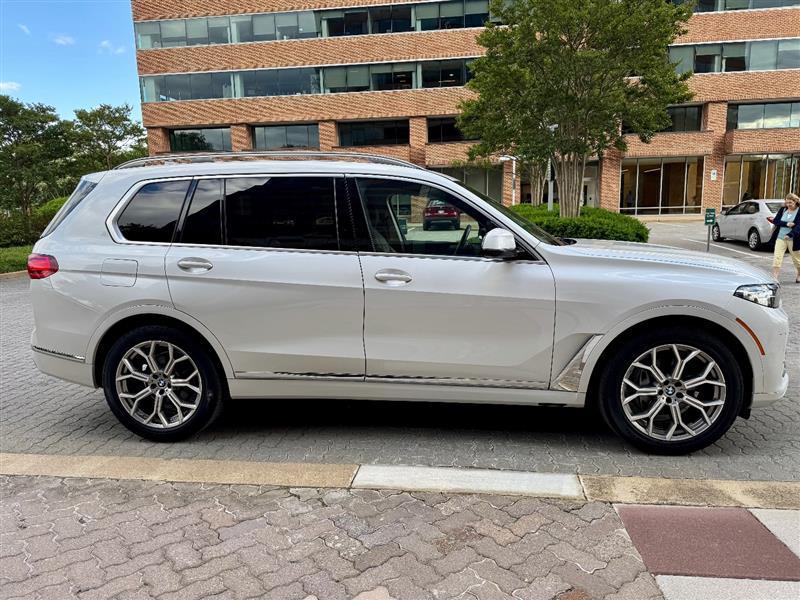 used 2020 BMW X7 car