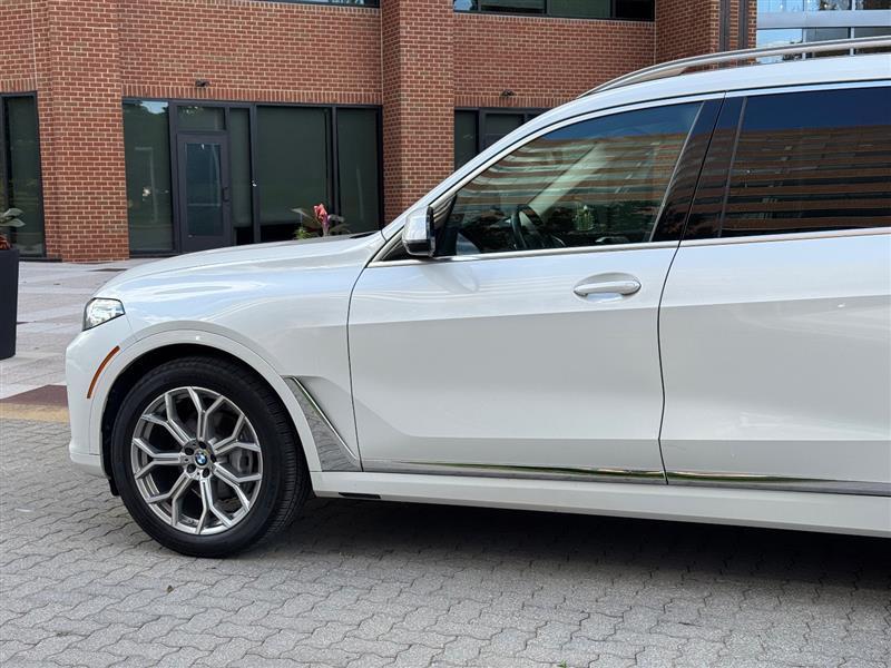 used 2020 BMW X7 car