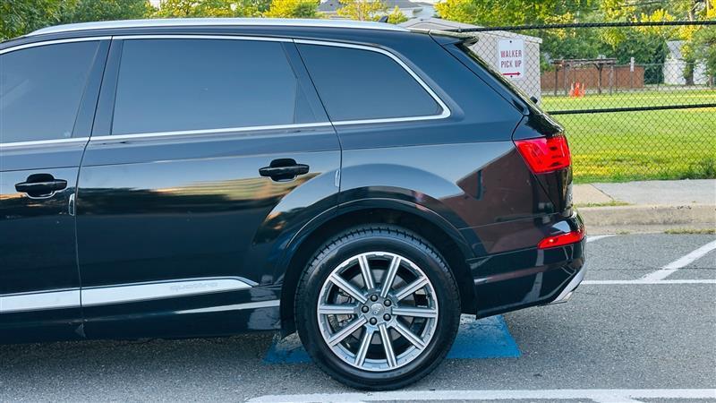 used 2018 Audi Q7 car