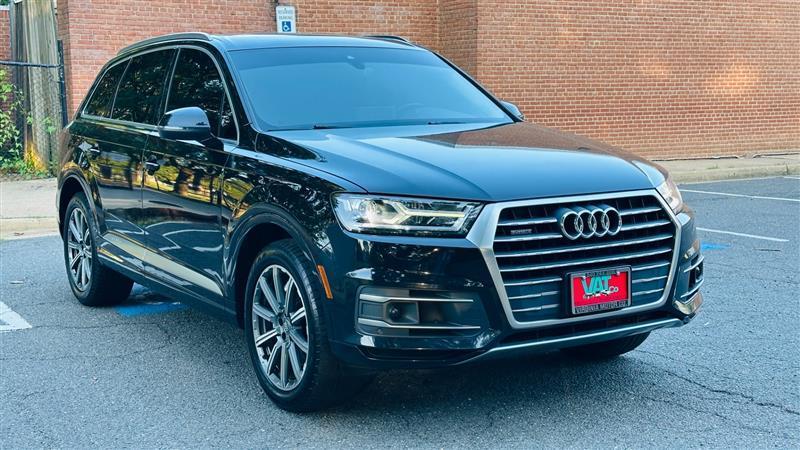 used 2018 Audi Q7 car